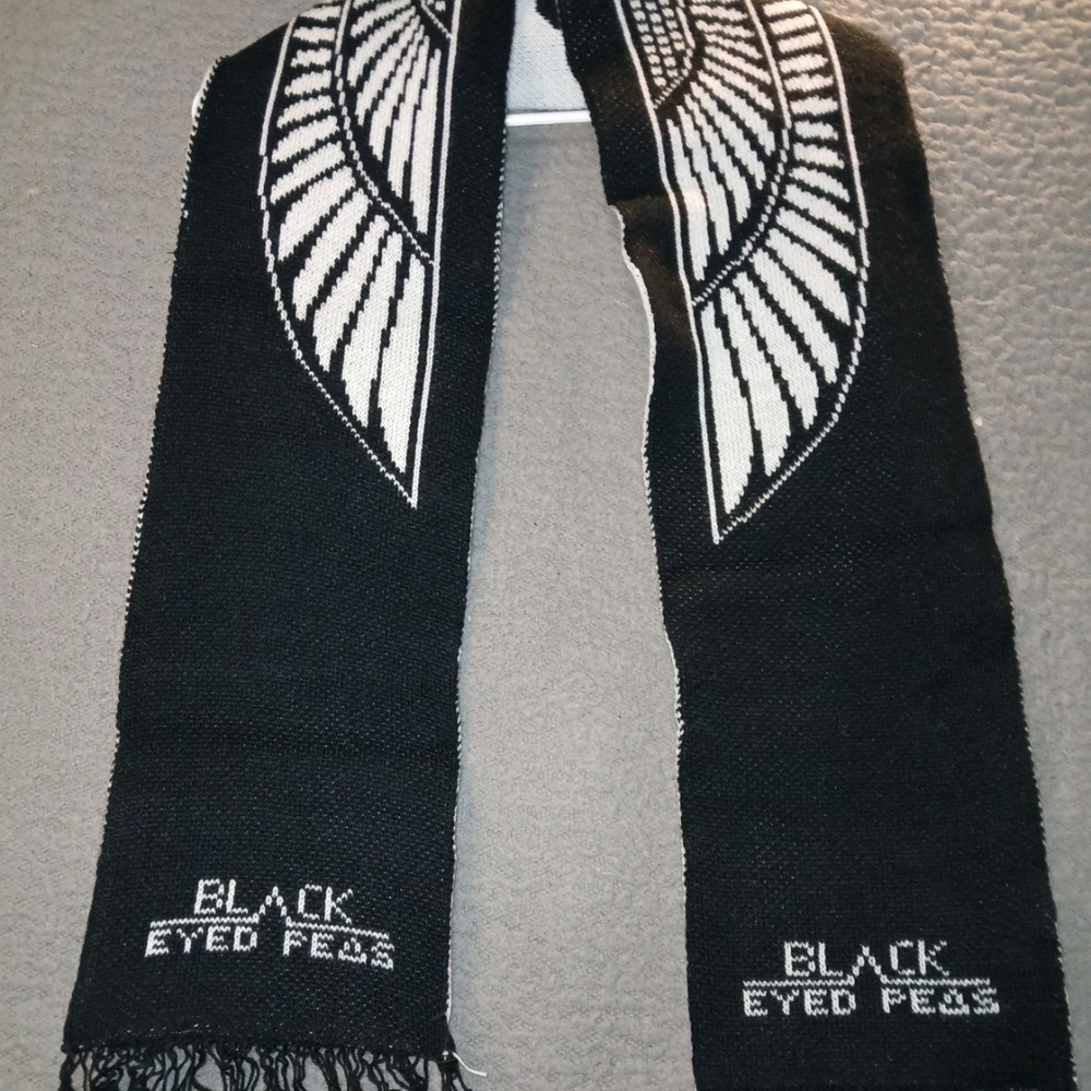 Black and White Scarf